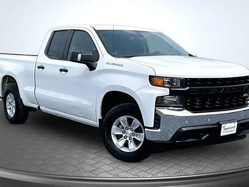 Used 2021 Chevrolet Silverado 1500 W/T w/ WT Value Package RWD image 3