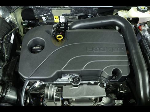 New 2026 Chevrolet Equinox LT FWD image 16