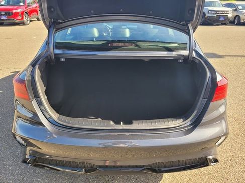 Used 2023 Kia Forte GT-Line w/ GT-Line Premium Package image 8