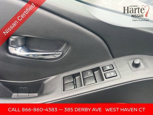 Used 2025 Nissan Frontier PRO-4X w/ Pro Convenience Package image 22