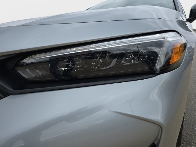 Used 2026 Honda Civic Sport image 32