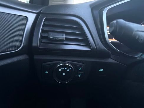 Used 2019 Ford Fusion Titanium FWD image 14
