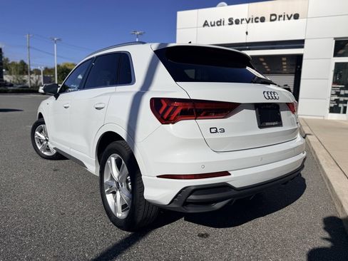 Certified 2024 Audi Q3 2.0T Premium Plus image 4