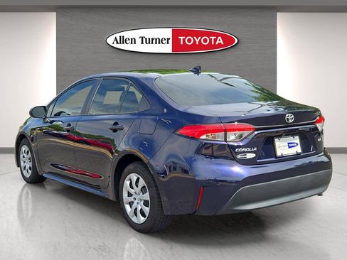 Used 2023 Toyota Corolla LE image 8