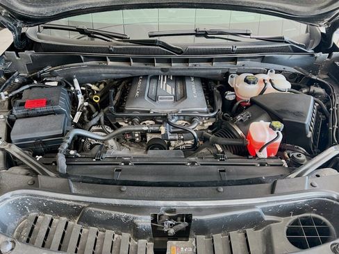 Used 2025 Cadillac Escalade V image 34