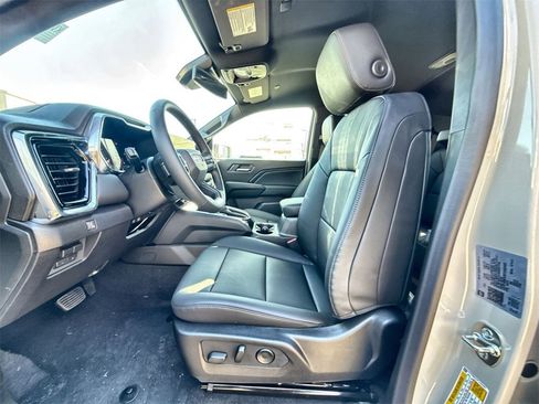 New 2026 GMC Canyon Elevation w/ Convenience Package image 13