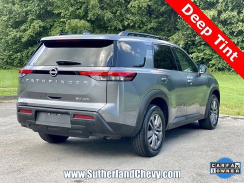 Used 2024 Nissan Pathfinder SV image 7