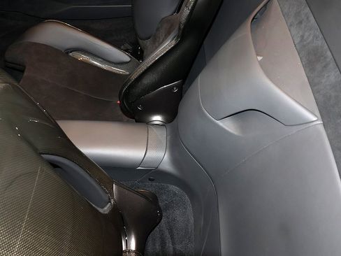 Certified 2022 Ferrari SF90 Spider image 83