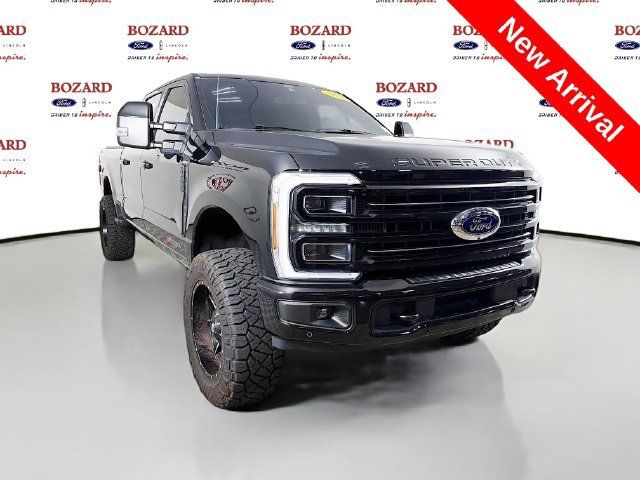 Used 2025 Ford F250 Platinum AWD/4WD image 1