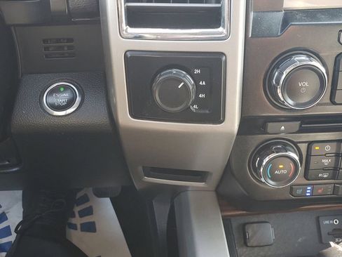 Used 2015 Ford F150 Lariat AWD/4WD image 15