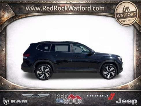 Used 2025 Volkswagen Atlas SE AWD/4WD image 3