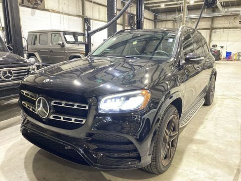 Used 2023 Mercedes-Benz GLS 450 4MATIC image 18