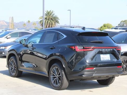 Certified 2025 Lexus NX 350 AWD w/ Accessory Package (2T) image 19