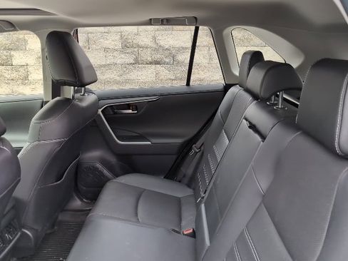 Used 2024 Toyota RAV4 Limited w/ Advanced Technology Package image 21