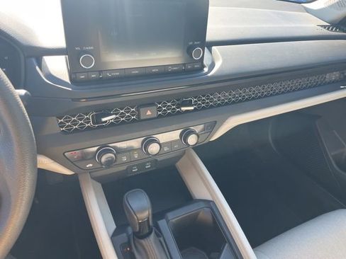 Used 2024 Honda Accord EX image 48