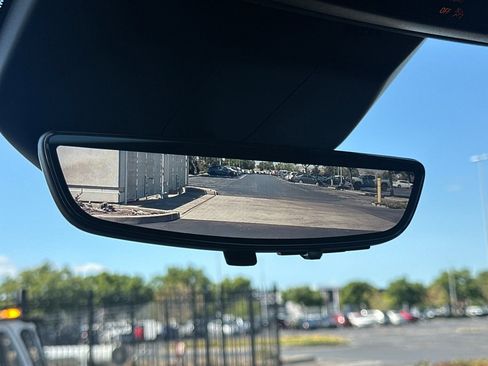 Certified 2024 Cadillac Escalade Sport Platinum image 25