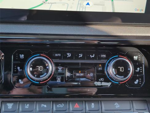 New 2026 GMC Sierra 2500 AT4 w/ AT4 Premium Plus Package image 32