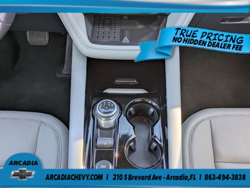 Used 2025 Ford Explorer Platinum w/ Ultimate Package AWD/4WD image 21