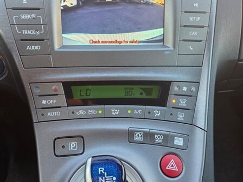 Used 2015 Toyota Prius Two FWD image 14