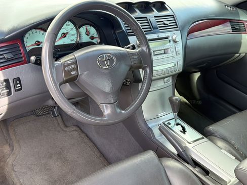 Used 2004 Toyota Solara SLE FWD image 4