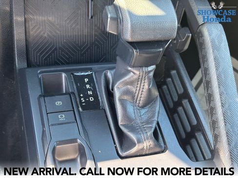 Used 2024 Toyota Tacoma SR image 11