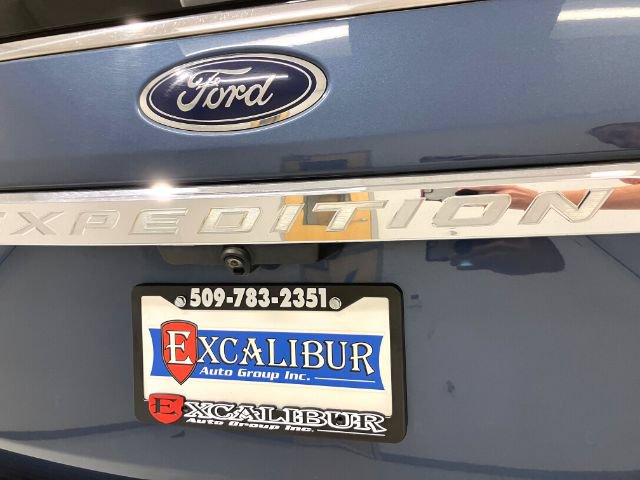 Used 2019 Ford Expedition Max Limited w/ Equipment Group 302A AWD/4WD image 16