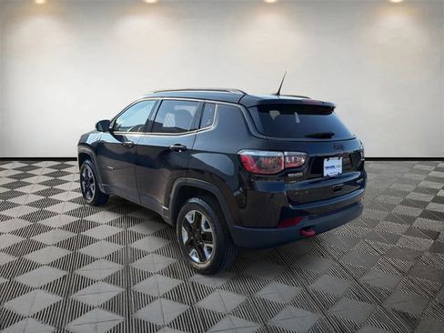 Used 2018 Jeep Compass Trailhawk AWD/4WD image 7