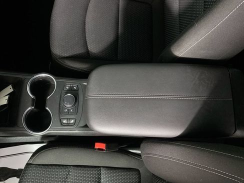 Used 2023 GMC Terrain SLE w/ Driver Convenience Package FWD image 20