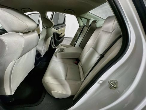 Used 2019 Honda Accord LX image 14