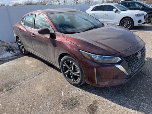 Used 2025 Nissan Sentra SV image 19