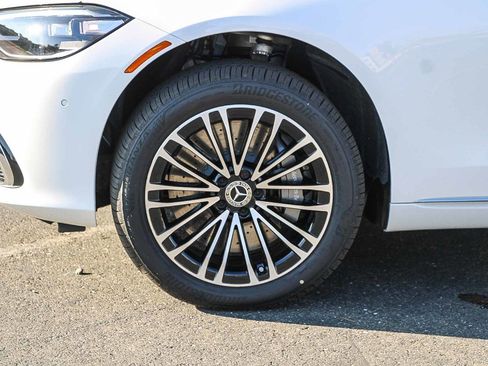 New 2026 Mercedes-Benz S 580 4MATIC Sedan image 9