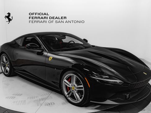 Certified 2024 Ferrari Roma image 1