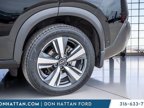 Used 2023 Nissan Rogue Platinum w/ Platinum Premium Package AWD/4WD image 38