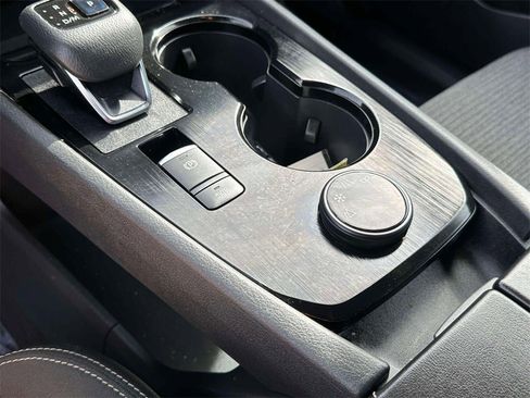 Certified 2021 Nissan Rogue S image 30