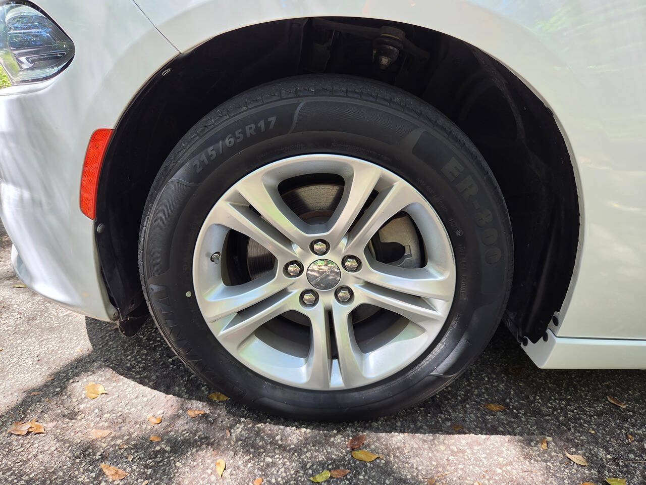Used 2022 Dodge Charger SXT RWD image 15
