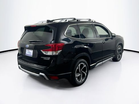 Used 2022 Subaru Forester Touring w/ Popular Package #2 image 5