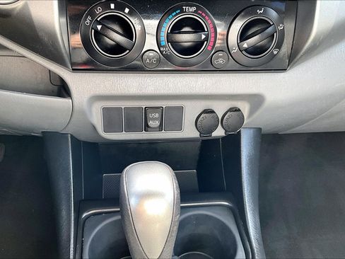 Used 2015 Toyota Tacoma TRD Sport w/ TRD Sport Package image 15