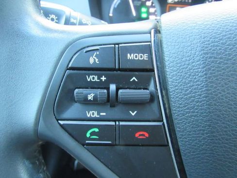 Used 2017 Hyundai Sonata Plug-In Hybrid image 35