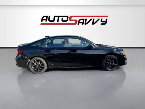 Used 2025 Honda Civic Sport Touring image 8
