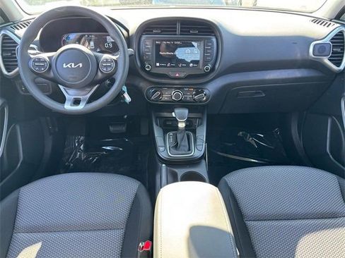 New 2025 Kia Soul LX w/ LX Technology Package image 9