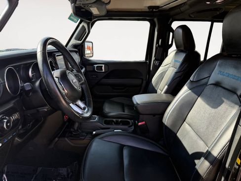 Used 2022 Jeep Wrangler Unlimited Rubicon 4xe w/ Cold Weather Group image 9