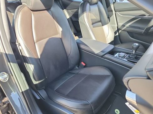 New 2026 MAZDA MAZDA3 2.5 S Hatchback w/ Premium Pkg FWD image 18