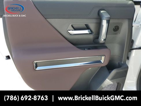 New 2026 GMC Hummer EV 4x4 Crew Cab image 9