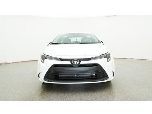 New 2026 Toyota Corolla LE FWD image 38