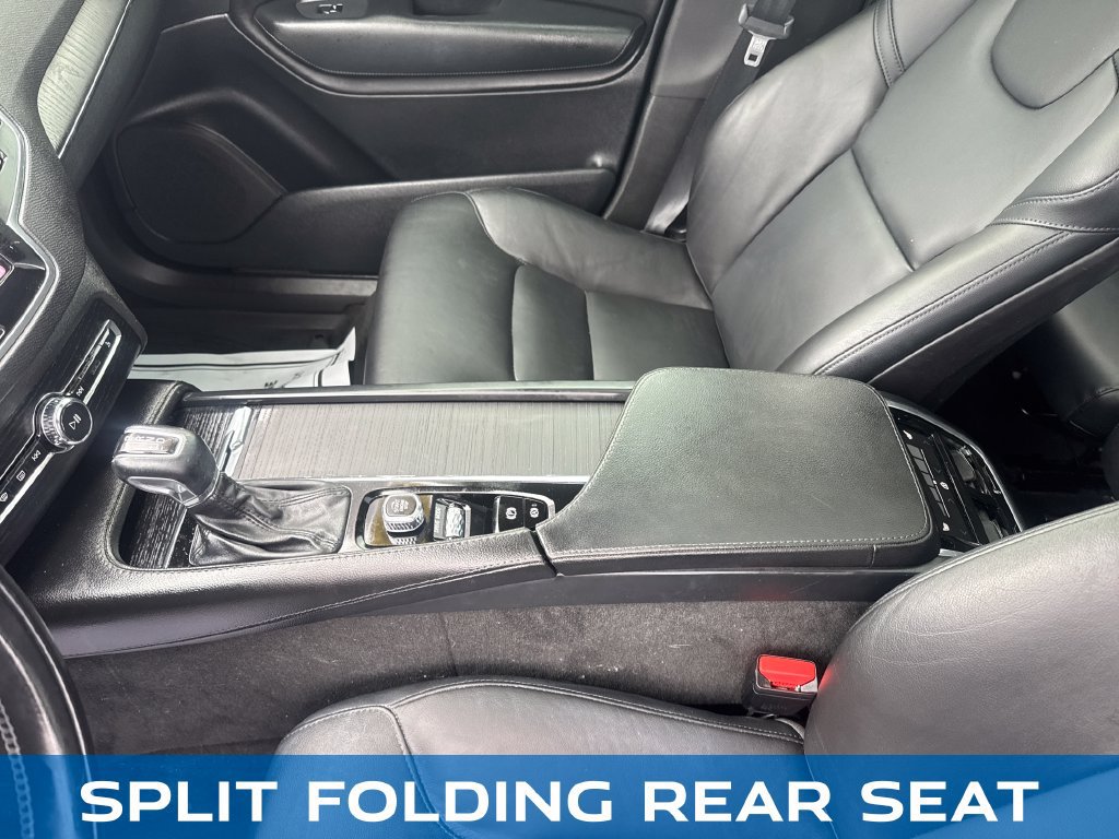 Used 2020 Volvo XC90 T5 Momentum w/ Protection Package Premier AWD/4WD image 27