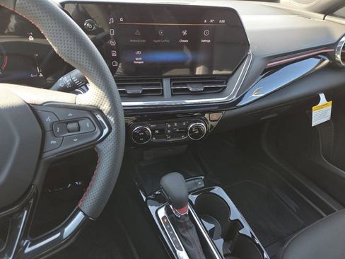 New 2026 Chevrolet Trax RS w/ Sunroof Package FWD image 37