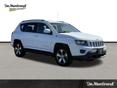 Used 2016 Jeep Compass High Altitude image 3