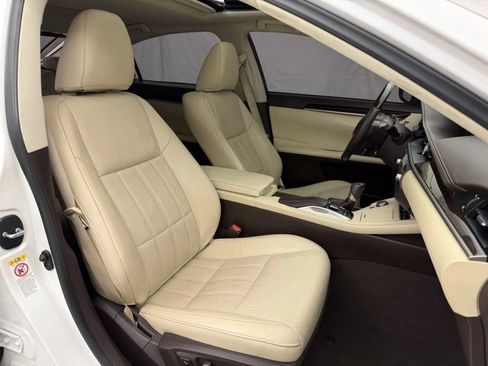 Used 2017 Lexus ES 350 FWD image 34