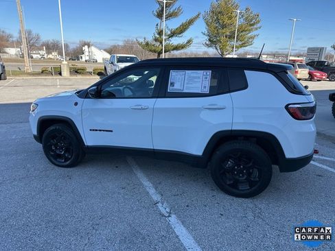 Used 2023 Jeep Compass Trailhawk image 17