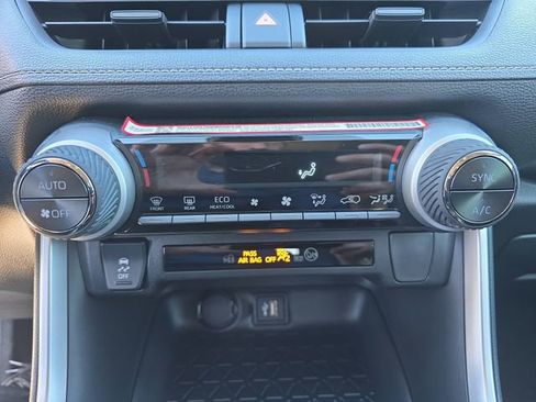 Certified 2025 Toyota RAV4 LE image 23